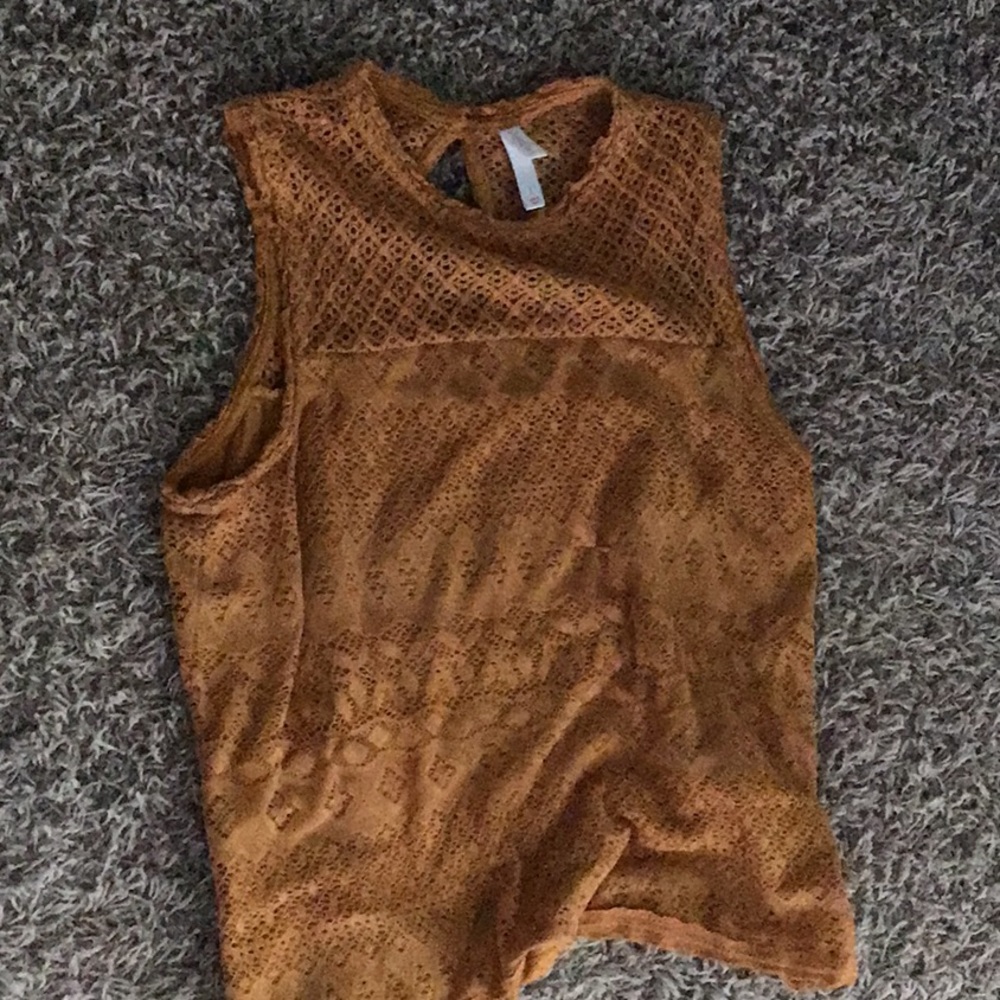 Muscle tee